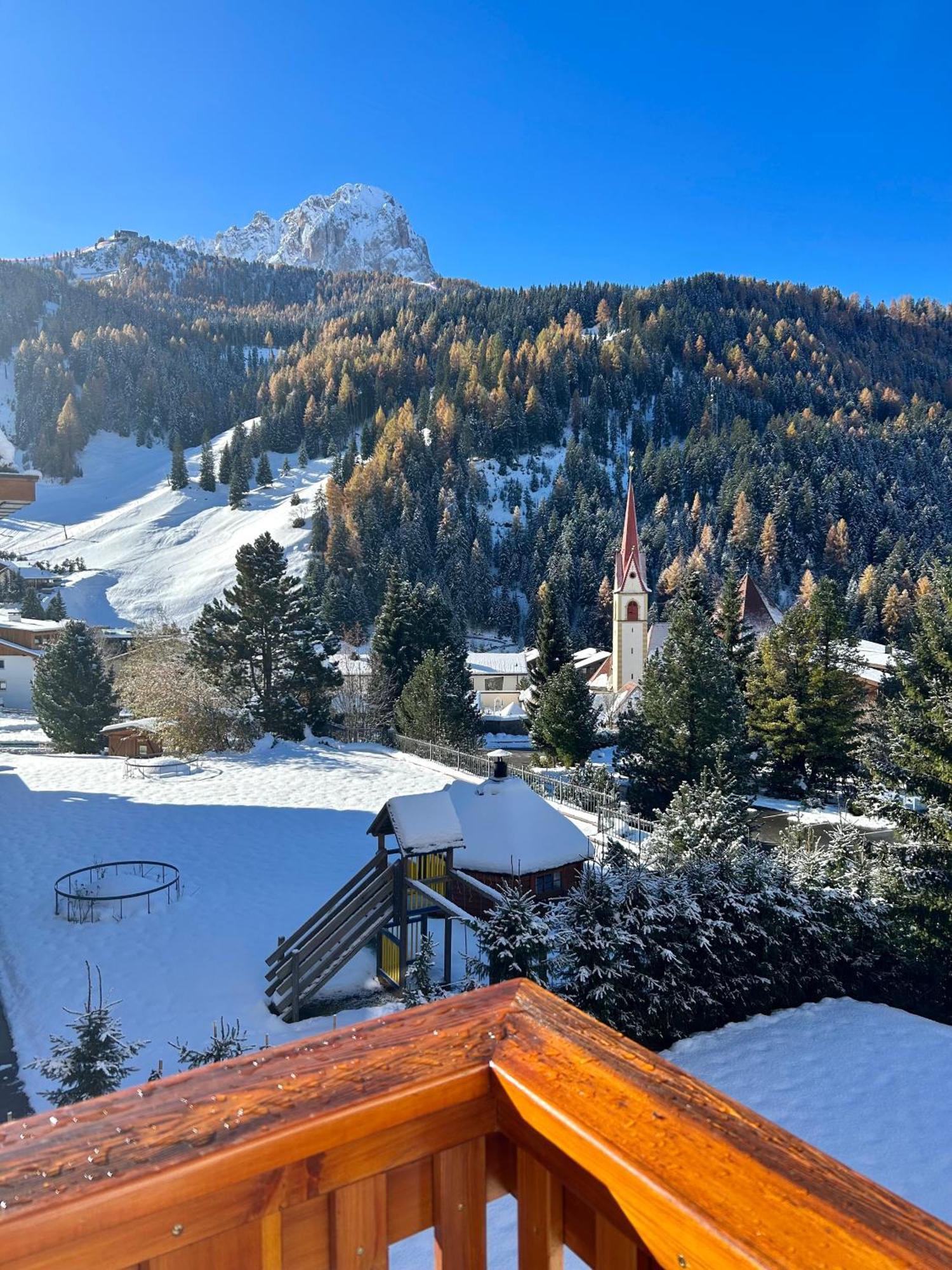 Residence Ravisa Dolomites Selva di Val Gardena Exterior photo